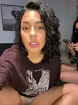 Stripchat Free Porn Cam of Alice_surprise
