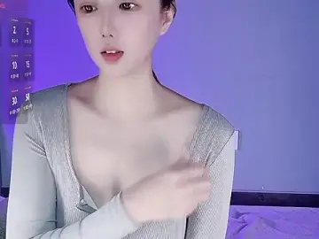 Stripchat Free Porn Cam of Eden-top
