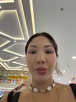 Stripchat Sex Cam of lean_lie8