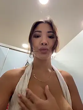 Stripchat Adult Webcam of lean_lie8