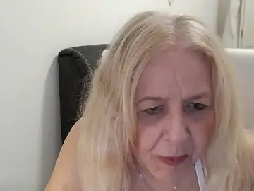 Stripchat Free Live Porn of SusiLifeXXX
