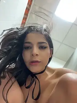 Stripchat Nude Webcam of ArieliciousXXX