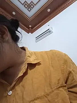 Stripchat Watch Live Sex Cams of Holy-mi