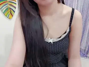 Stripchat Live Sex Cam of Ari-sweety