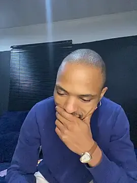 Stripchat Free Live Porn of BlueIceCube