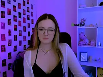 Stripchat Live Porn of luna_berryy