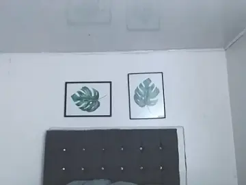 Stripchat Best live sex cam show of selena_yourmilf