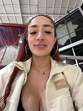 Stripchat Nude Webcam of ariiel_