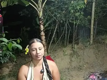 Stripchat Free Porn Cam of esmeralda_li