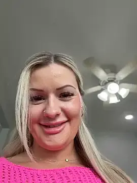 Stripchat Adult Webcams of LoveShae_