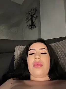 Stripchat Live Porn of Andrestarr