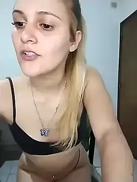Stripchat Watch Live Sex Cams of larubia_arg