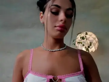 Stripchat Free Porn Cam of Moon_Shard