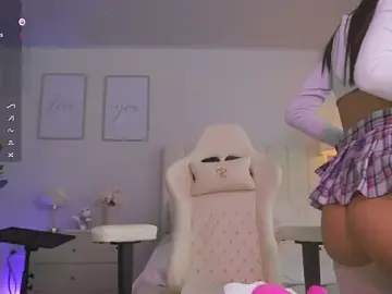 Stripchat Live Sex Cam of Cristall_Bunny