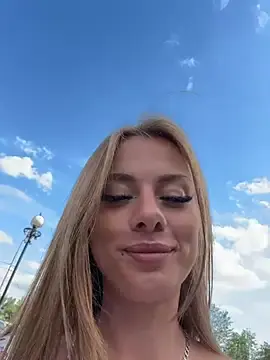 Stripchat Nude Webcam of NyxBloom