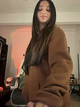 Stripchat Sex Cam of aly_golden_
