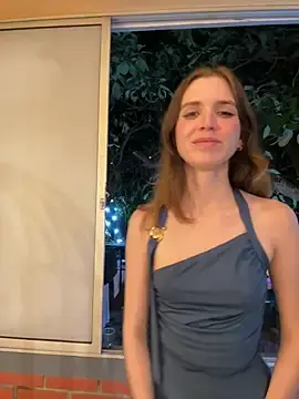 Stripchat Sex Cam of kevin_hotgirls
