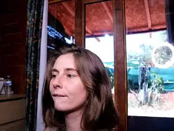 Stripchat Live Sex Cam of LittleMe97