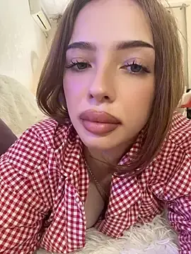 Stripchat Free Live Porn of Hannah_xBaby
