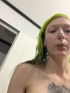 Stripchat Live Sex Cam of Twisted_Alice