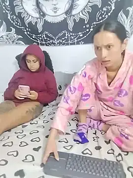 Stripchat Watch Live Sex Cams of abby_n_emily