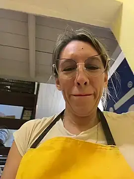 Stripchat Adult Webcam of Gatitacarlita