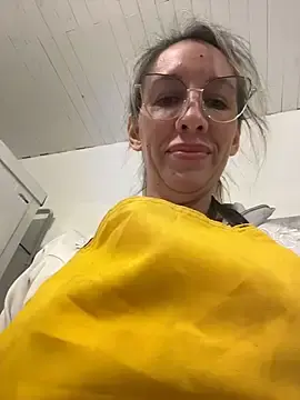 Stripchat Free Porn Cam of Gatitacarlita