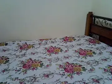 Stripchat Sex Cam of Sweet_Bear