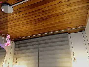 Stripchat Free Porn Cam of cristal__hot_1