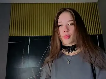 Stripchat Live Sex Cam of tinyanie