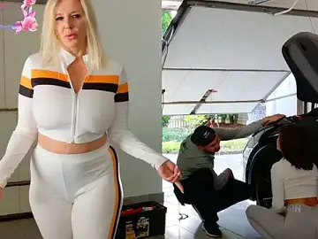 Stripchat Private Sex Chat of TUNDEROSE1