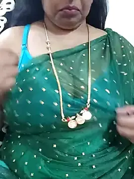 Stripchat Live Sex Cam of Nayana_456