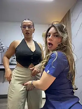 Stripchat Live Sex Cam of alicee16