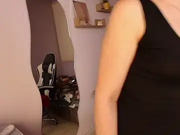 Stripchat Free Porn Cam of luna_desiree