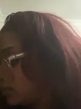 Stripchat Adult Webcam of Amberr_Roose