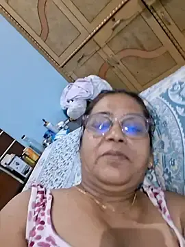Stripchat Best live sex cam show of Priya-696