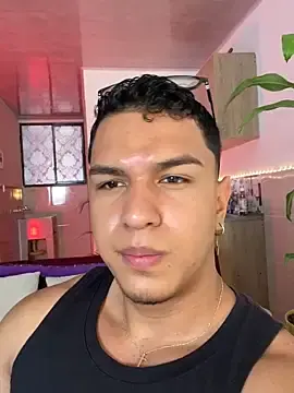 Stripchat Live Porn of Taylor_John