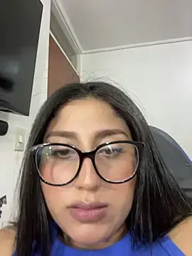 Stripchat Live Sex Cam of croftsmila
