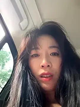 Stripchat Live Sex Cam of yourkeer