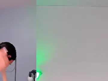 Stripchat Sex Cam of Lia_owenss
