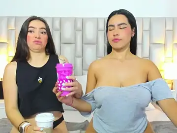 Stripchat Live Porn of paola_katy_dicks