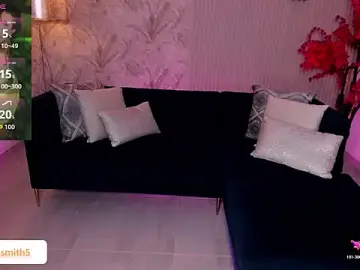 Stripchat Free Porn Cam of lenah_smith