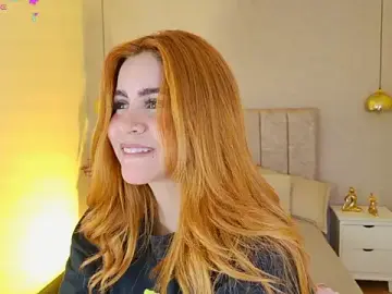 Stripchat Live Sex Cam of april_rousse