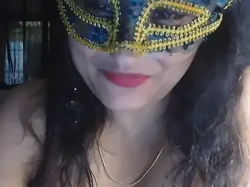 Stripchat Adult Webcams of SimmiQueen_77