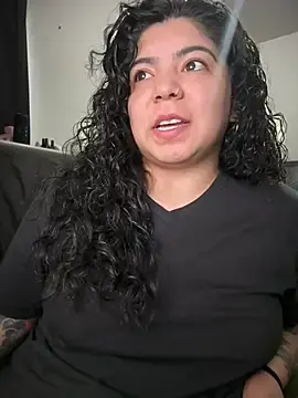 Stripchat Free Live Porn of kimmiakiss22