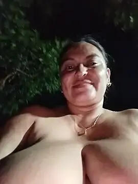 Stripchat Sex Chat of Horny-Mommy-Dirty
