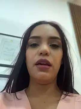 Stripchat Adult Webcam of Sara-77