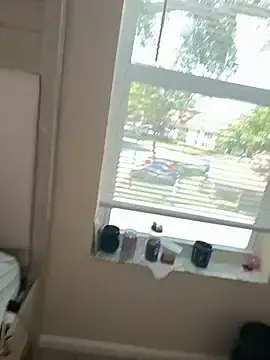 Stripchat Live Sex Cam of sweetsirenn