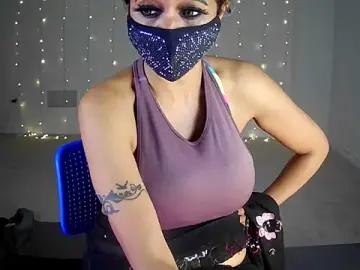 Stripchat Best live sex cam show of Ravishing_Roma