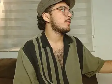 Stripchat Adult Webcams of Zac_Golden